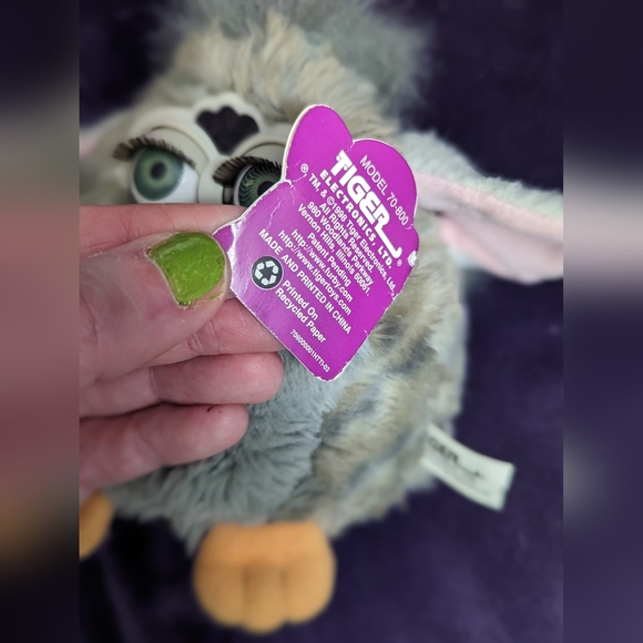 Vintage 1998 Tiger Electronics Grey Furby with tag - Picture 5 of 8